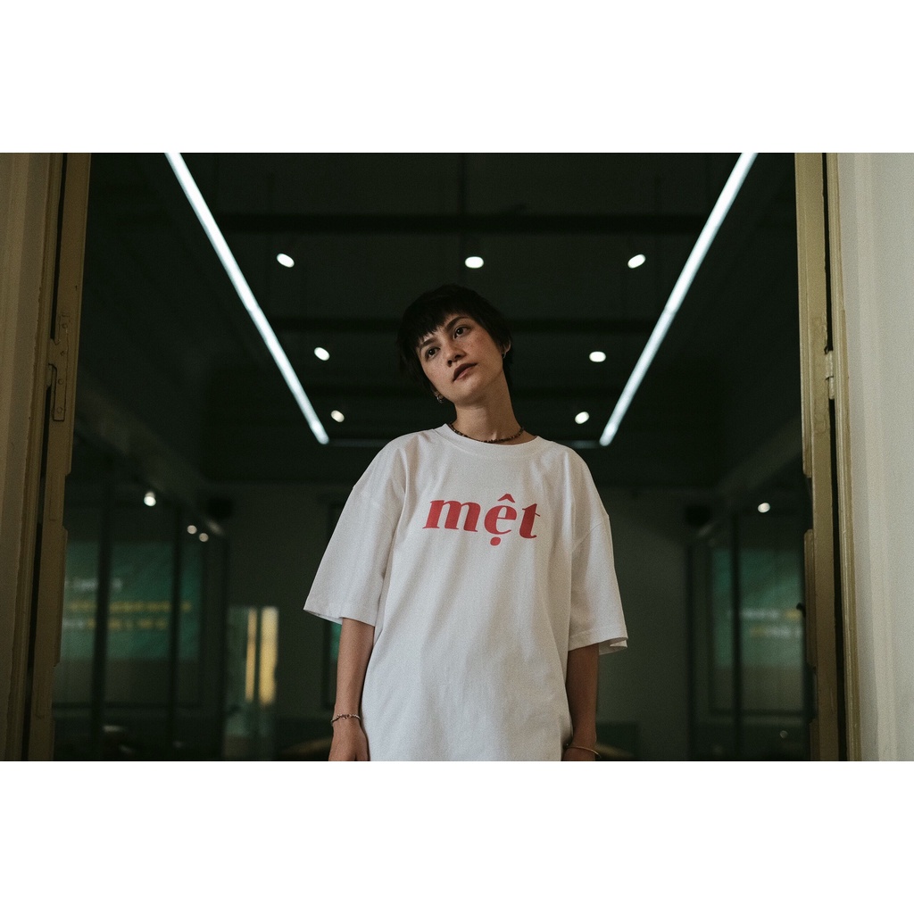 Áo thun chữ Mệt mặc phong cách trẻ trung, nam nữ 100% cotton cao cấp form rộng