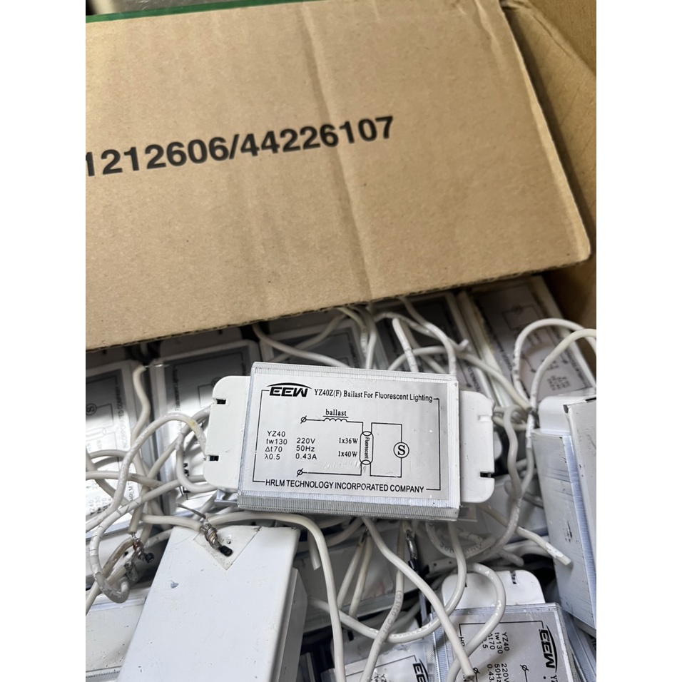 TĂNG PHÔ CƠ YZ40Z 1 X 36/40W DÙNG CHO ĐÈN CHỐNG NỖ HIỆU EEW ( PARAGON)