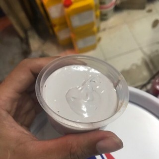 Bả Matít trám bề mặt dàn áo xe lon 100 gram 2 thành phần