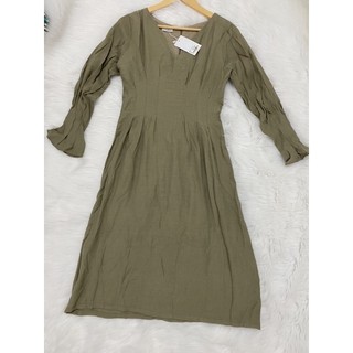 đầm rêu nữ tay dài của Đầm của fiancé clothing