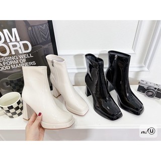 Boot nữ đế kép da mềm lót nỉ gót vuông hai màu đen trắng
