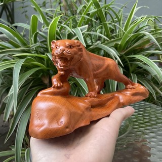 Tượng con hổ gỗ hương 20cm