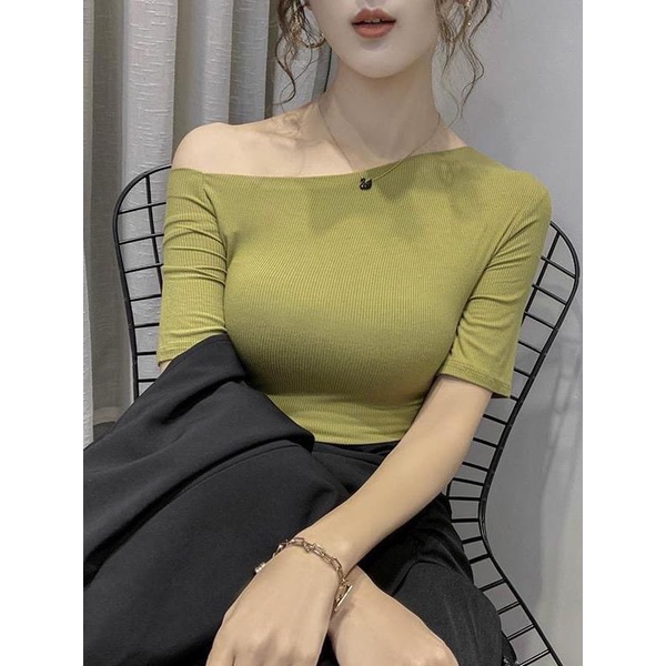 Áo thun lệch vai HT06