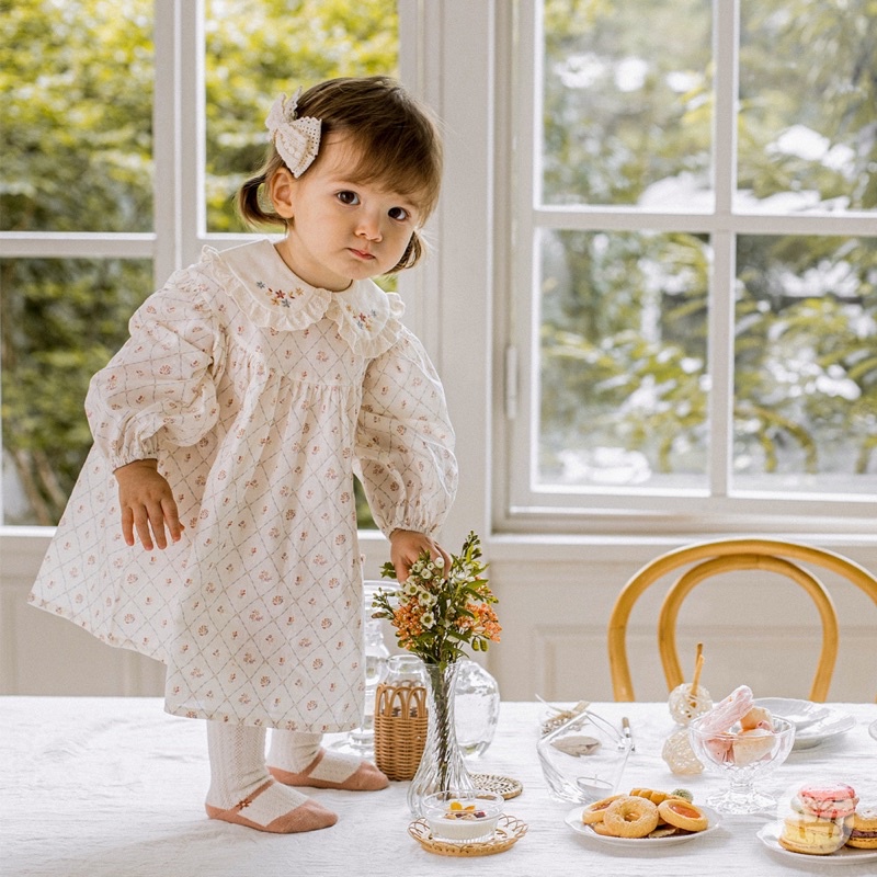 VÁY HOA CỔ THÊU HAPPY PRINCE