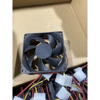 Fan 8x8 quạt gió thổi quạt tản nhiệt máy tính