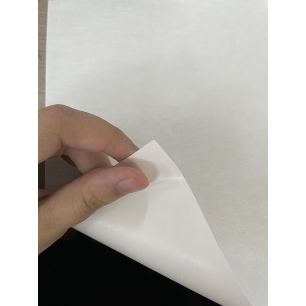 Giấy can mẫu thêu tan trong nước tự dính OHLA.