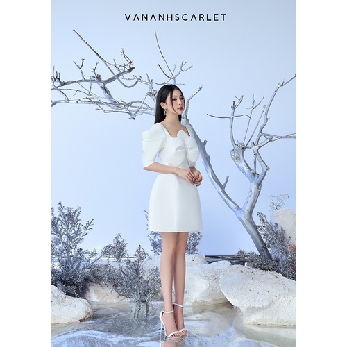 Đầm nữ VANANHSCARLET tay bồng nơ ngực V015F22