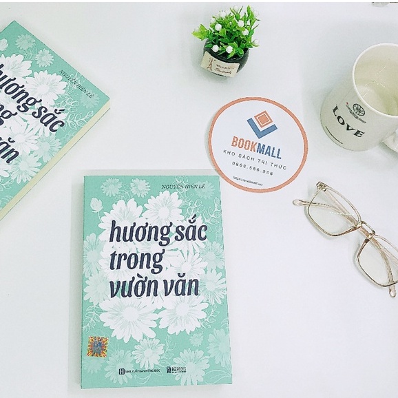 Sách - Hương sắc trong vườn văn