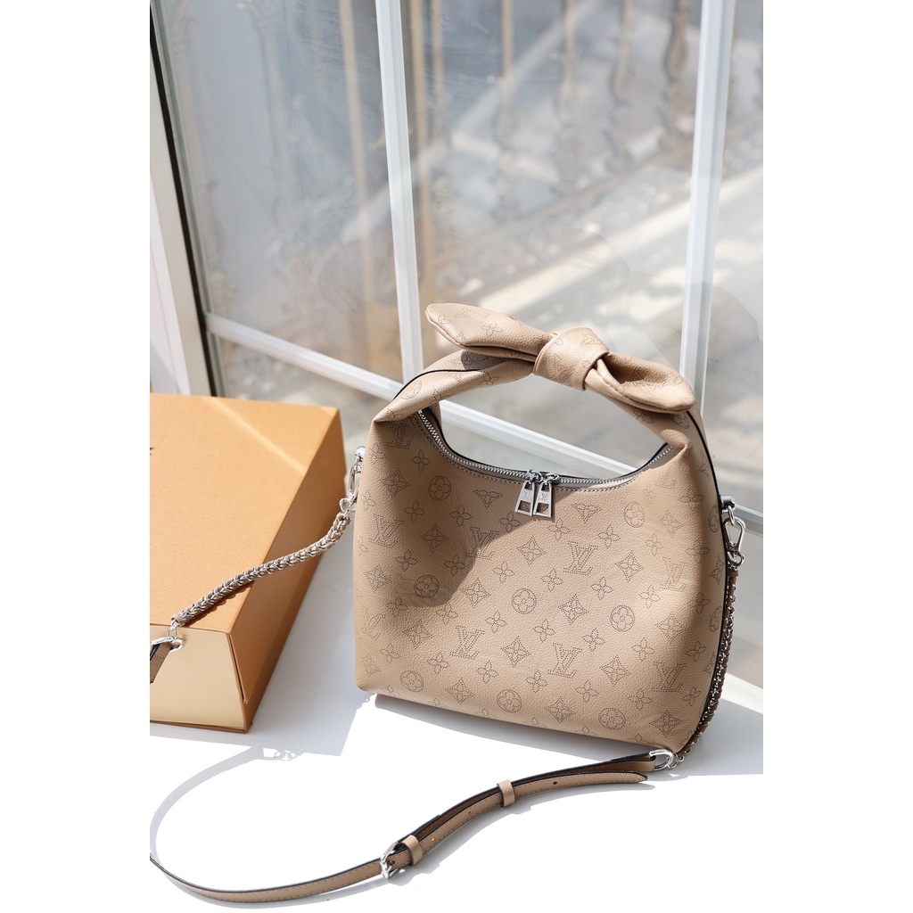 Túi LV W266-24 WHY KNOT PM 4 màu fullbox nam châm nguyên seal, kèm quai xích pha da