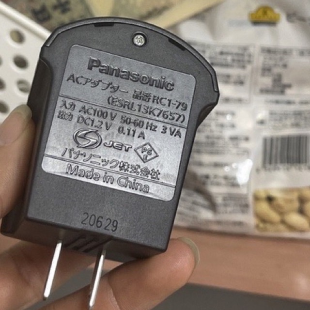 RC1-79SẠC MÁY CẠO RÂU PANASONIC Rl15 RL13 RT17 RT19