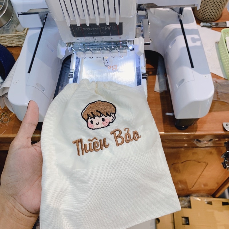 Túi đựng đồ cá nhân, túi đựng đồ dơ thêu tên bé