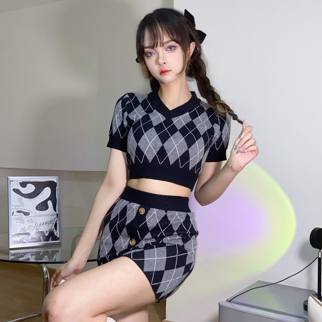 Set bộ váy len, set đầm body Caro dáng croptop phong cách Hàn Quốc NiNi Clothes