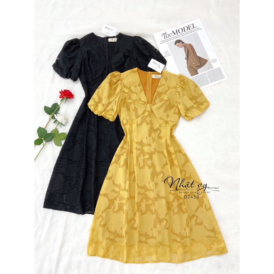 Váy Đi Chơi NHẬT VY Cổ V Tay Phồng Chiết Eo Dáng Xoè Có Lót Chất Tơ Voan Thêu Màu Vàng, Đen - D2439