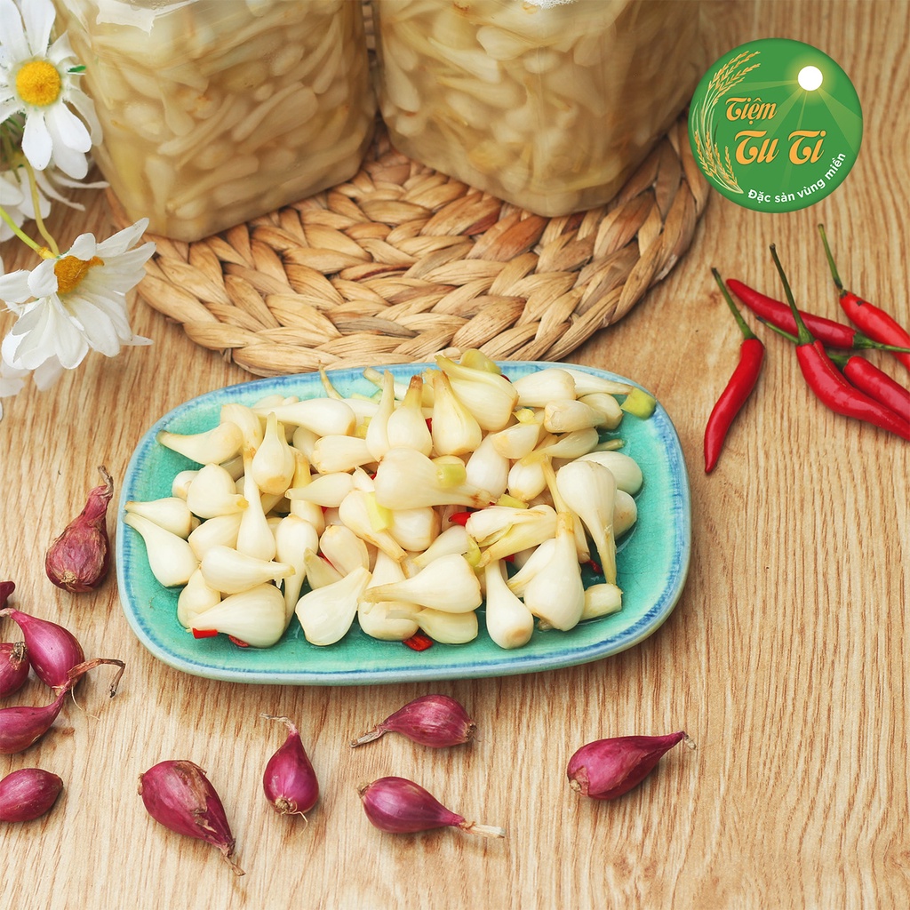 Củ Kiệu Muối Hũ 500g/1kg - Giòn, Tươi Ngon