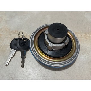 Nắp thùng xăng xe ba gác