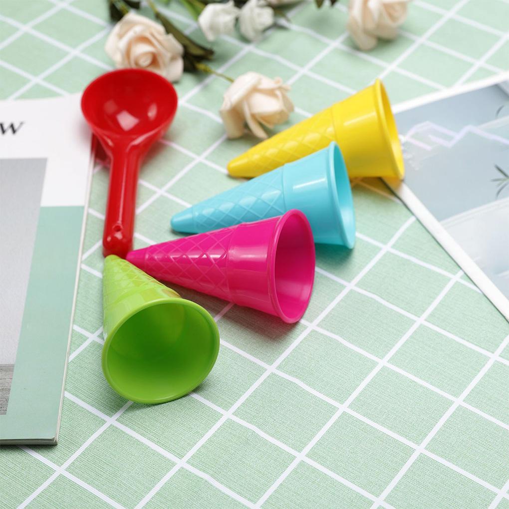 Bộ 5 Muỗng Xúc Cát Bằng Nhựa Hình Nón Dễ Thương Cho Bé