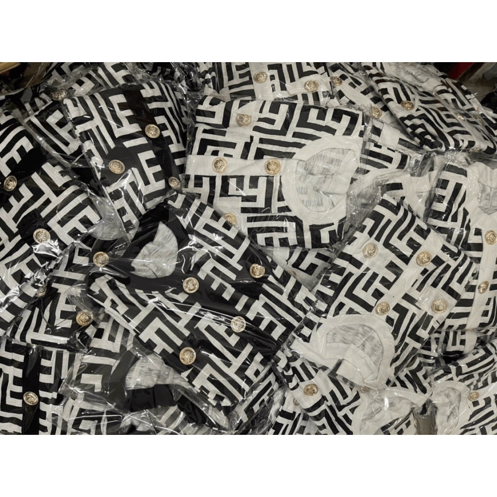 Áo Khoác, Áo Khoác nữ Dáng croptop phối nút vàng họa tiết cực xinh phong cách Cô Gái Hàn