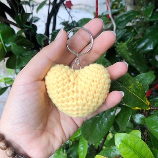 Móc khoá trái tim handmade bằng len