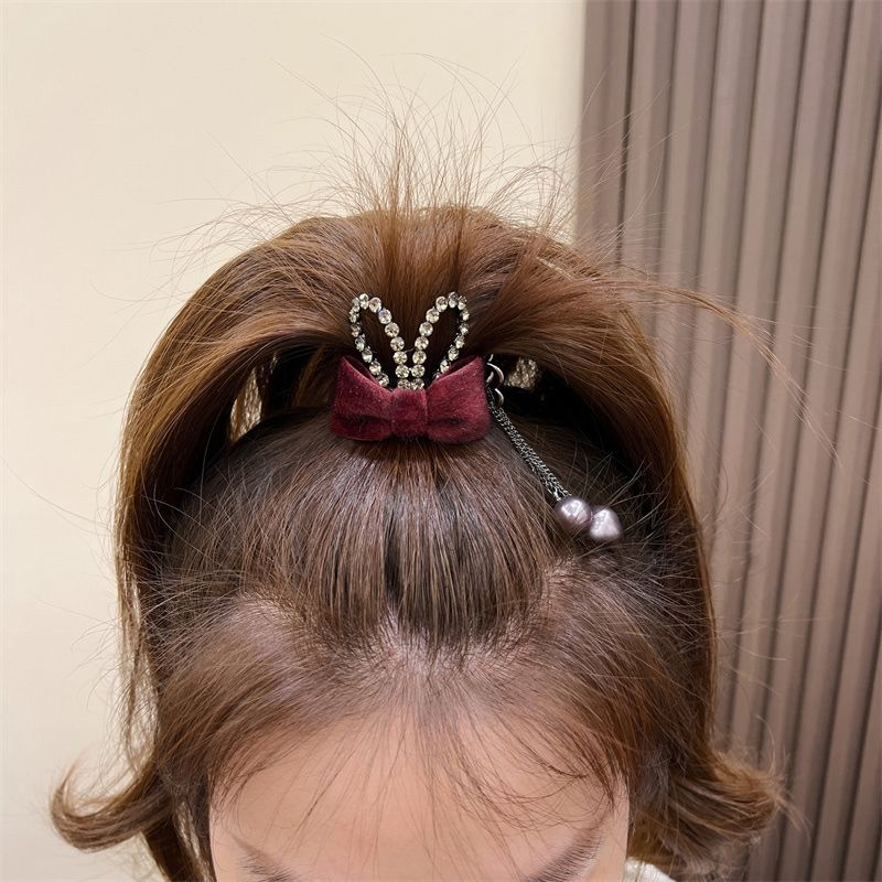 Kẹp Tóc Tai Thỏ Đính Đá Phối Tua Rua Xinh Xắn Dành Cho Nữ