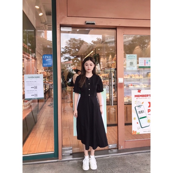 Đầm Eileen nút dài