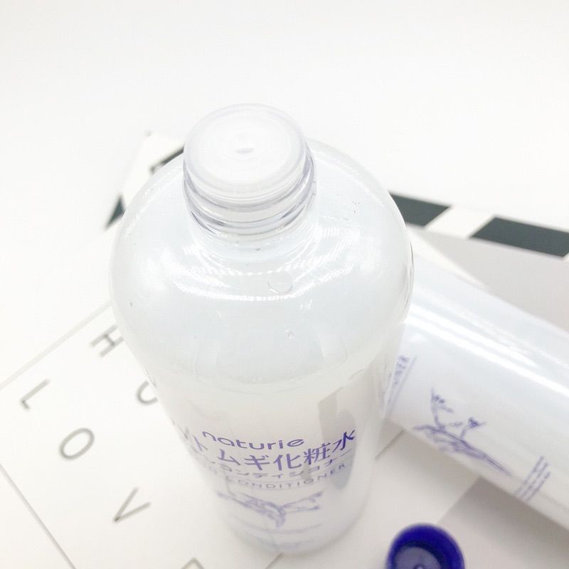 Lotion Naturie Hatomugi 500ml bù nước dưỡng ẩm, giữ ẩm chiết xuất từ hạt ý dĩ