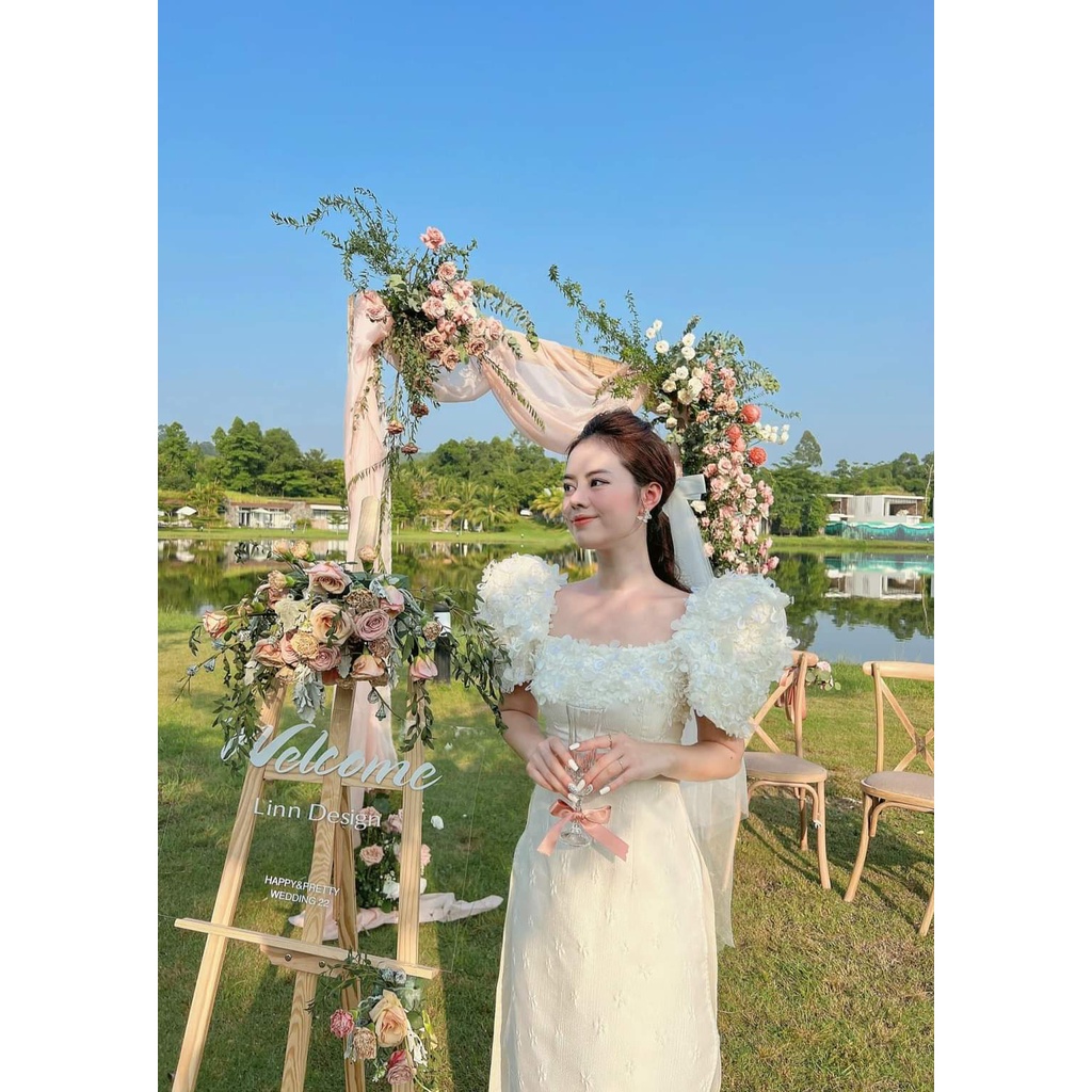 Áo dài cô dâu thiết kế tay bồng Khổng tước đính kế hóa 3D siêu đẹp
