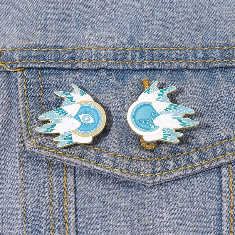 Ghim cài áo Miss Zoe họa tiết hoạt hình đáng yêu