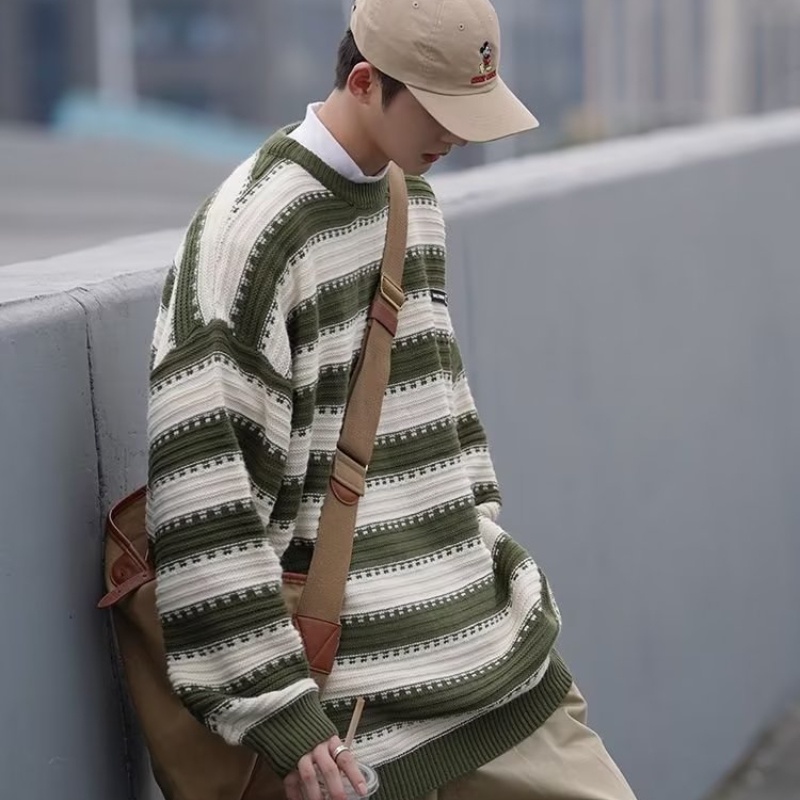 ♞AFF LIGA♞ Áo Sweater Dáng Rộng Cổ Tròn Kẻ Sọc Thời Trang Mùa Thu Cho Nam