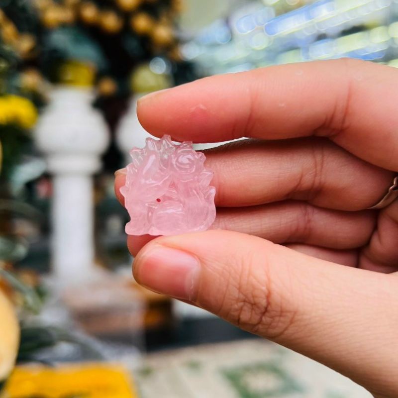 Mặt hồ ly chúa 9 đuôi màu hồng T.A kèm dây dù đeo cổ