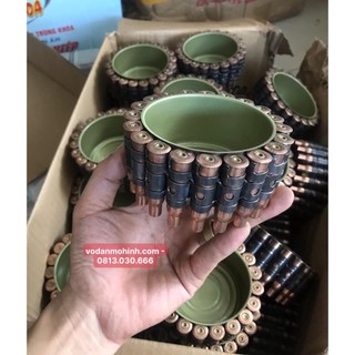 1 gạt tàn thuoc lá làm từ bang dan liền khối gấp gọn