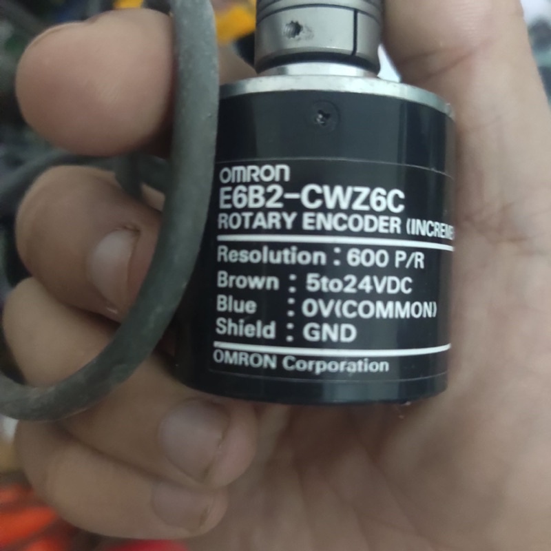 Encoder 600 xung E6B2-CWZ6C