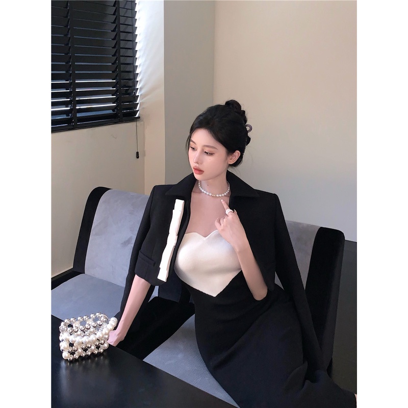 Autumn New Design High-end long-sleeved coat knitted suspender dress two-piece set