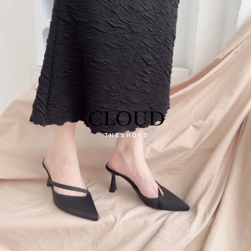 Giày gót mũi nhọn quai chéo