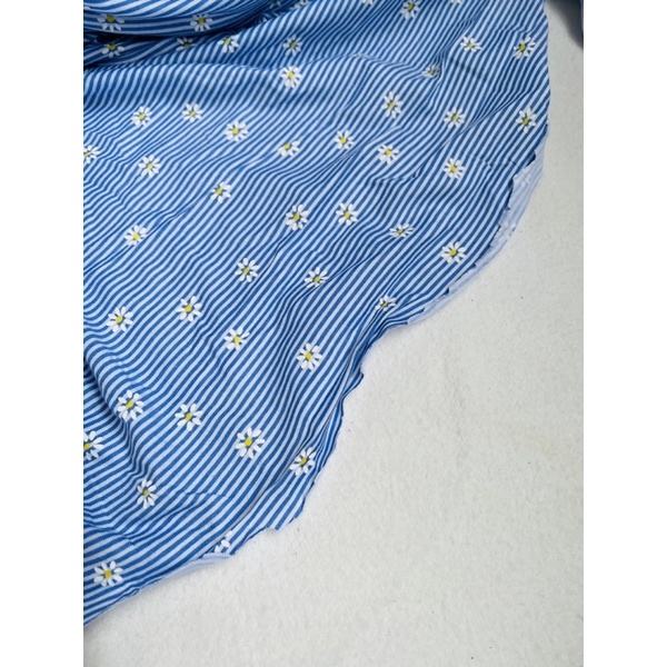 Vải thun cotton 2c Hàn kẻ nhỏ hoa cúc