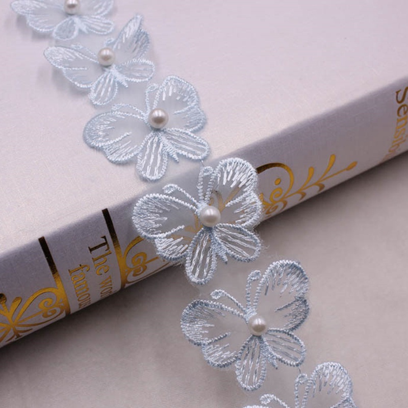 Set 10 Miếng Vải Ren Thêu Hình Hoa Và Bướm Đính Ngọc Trai Dùng May Rèm / Trang Trí Quần Áo DIY