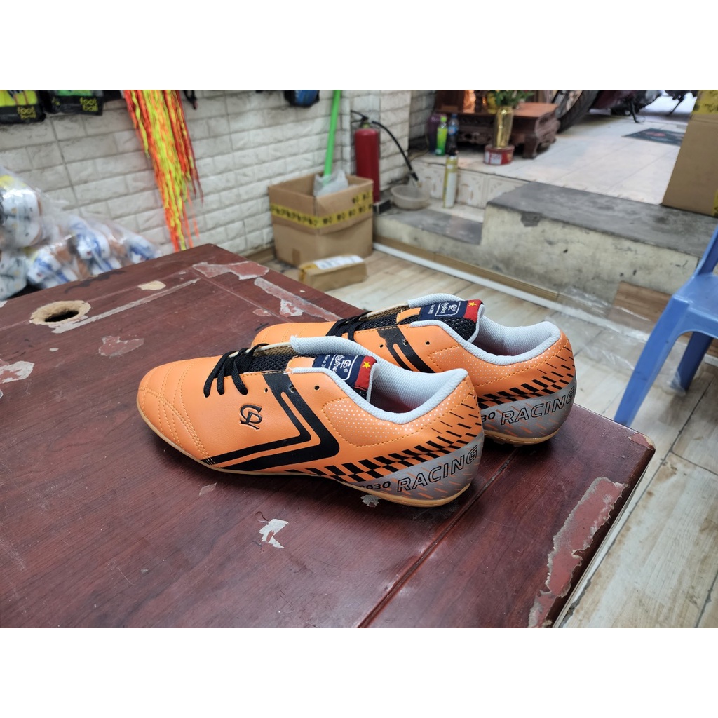 Giầy đá bóng sân cỏ nhân tạo Cp 044c giảm sốc từ 220k còn 119k đầy kho