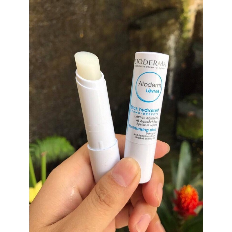 Son dưỡng môi Bioderma Atoderm Levres dưỡng ẩm làm mềm và ngừa thâm môi
