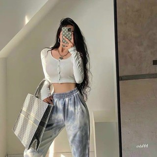 Áo croptop cúc bấm tay dài