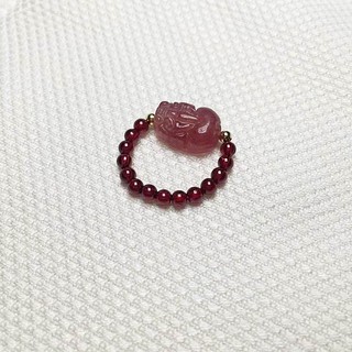 Nhẫn Đá pixiu Dâu Tự Nhiên