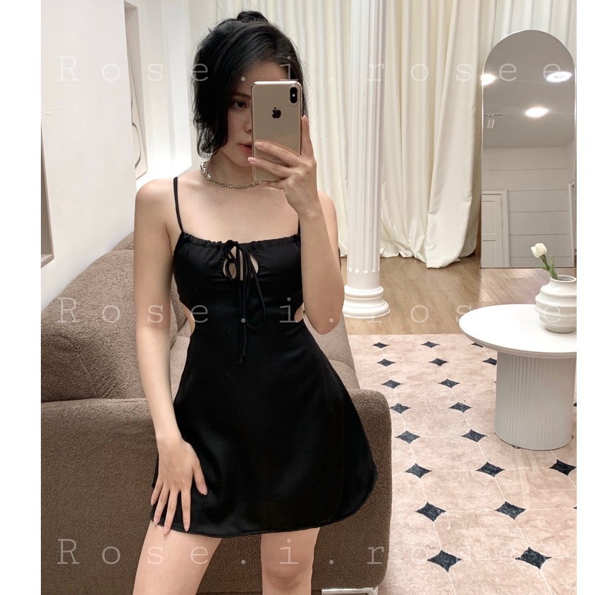 Đầm đen chun lưng xinh xắn