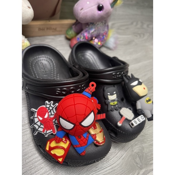Dép san đan siêu nhân và A,shin
