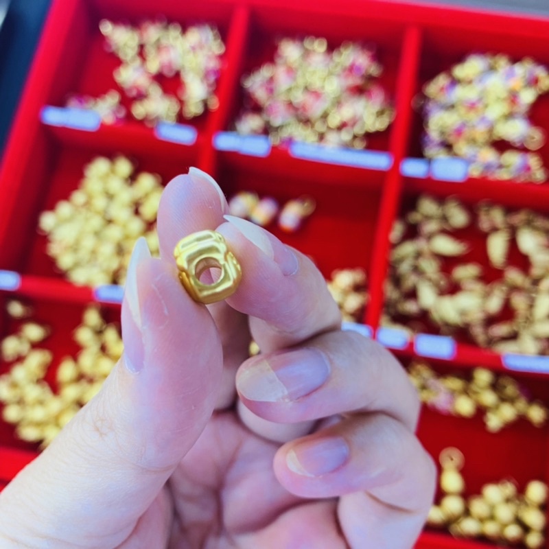 Charm Bàn Chân Cún Tài Lộc làm vòng DIY