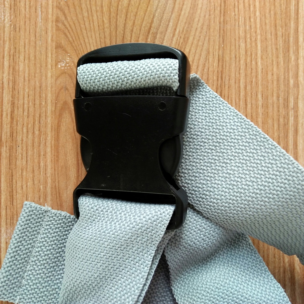 Địu em bé 4 tư thế Royal cho bé sơ sinh Nutifood