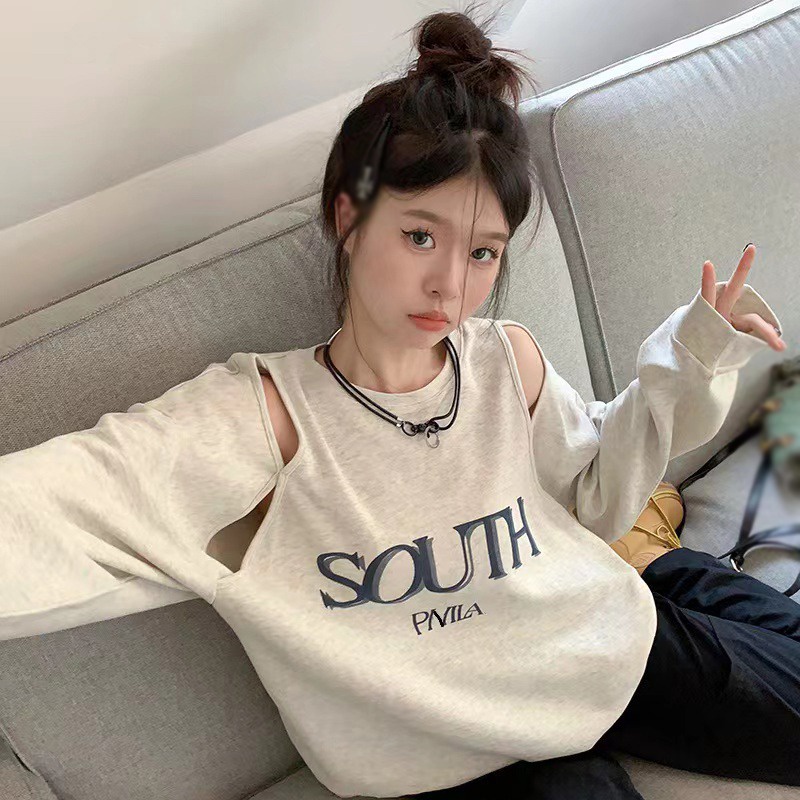 Áo Hoodies Tay Dài Hoạ Tiết Chữ In Thiết Kế Trễ Vai Phong Cách Hàn Quốc