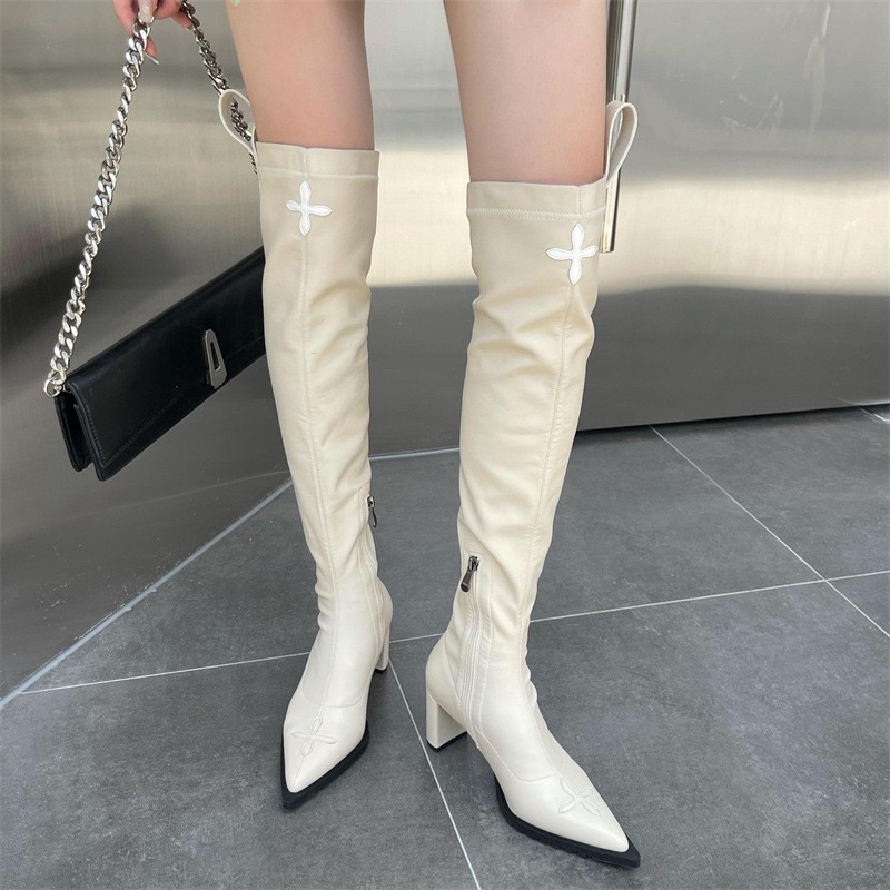 Boot da mũi nhọn new 2023