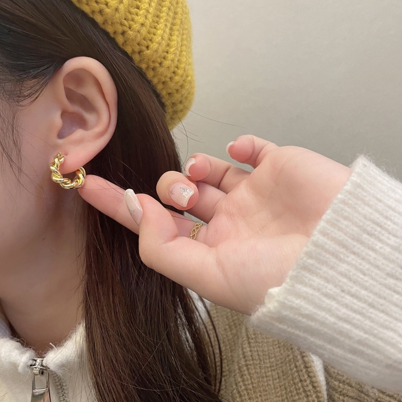 Khuyên Tai Vòng Kim Loại Xoắn Dày Tối Giản Cho Nữ