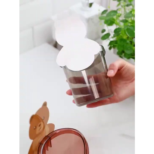 Cốc Gấu Dán Tường Để Bàn Chải Đánh Răng Hình Gấu Có Lỗ Thoát Nước Tiện Lợi