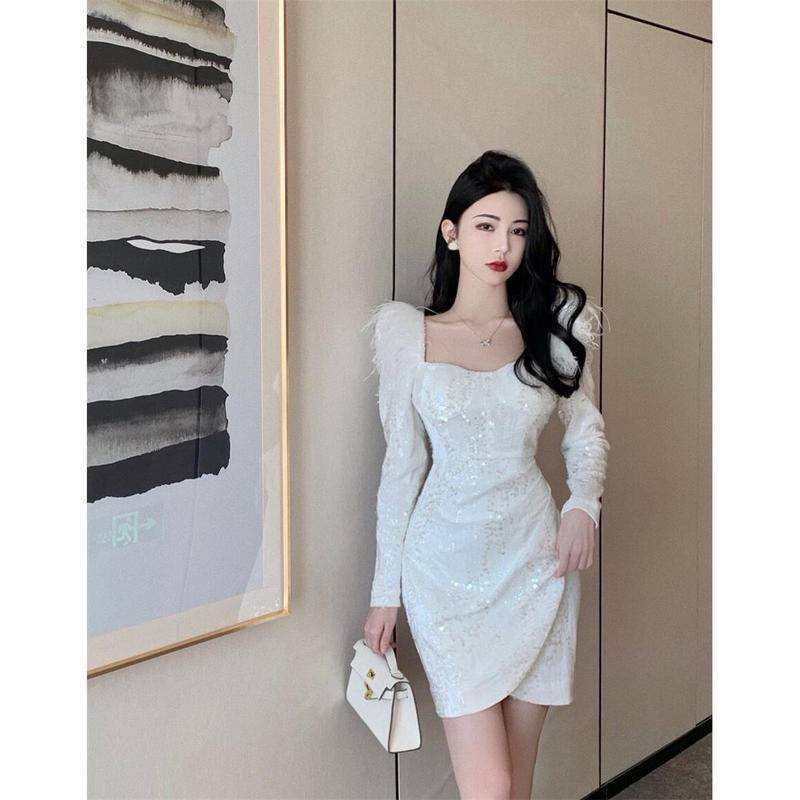 Cổ Vuông Tay Phồng Không Quy Tắc Sequins Lông Vũ Trang Trí Nhung Ôm Dáng Váy Liền Tôn Dáng Nữ