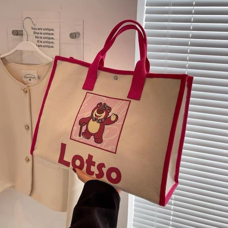 Túi xách nữ bản to gấu hồng Losto đeo chéo cầm tay hot trend 2022