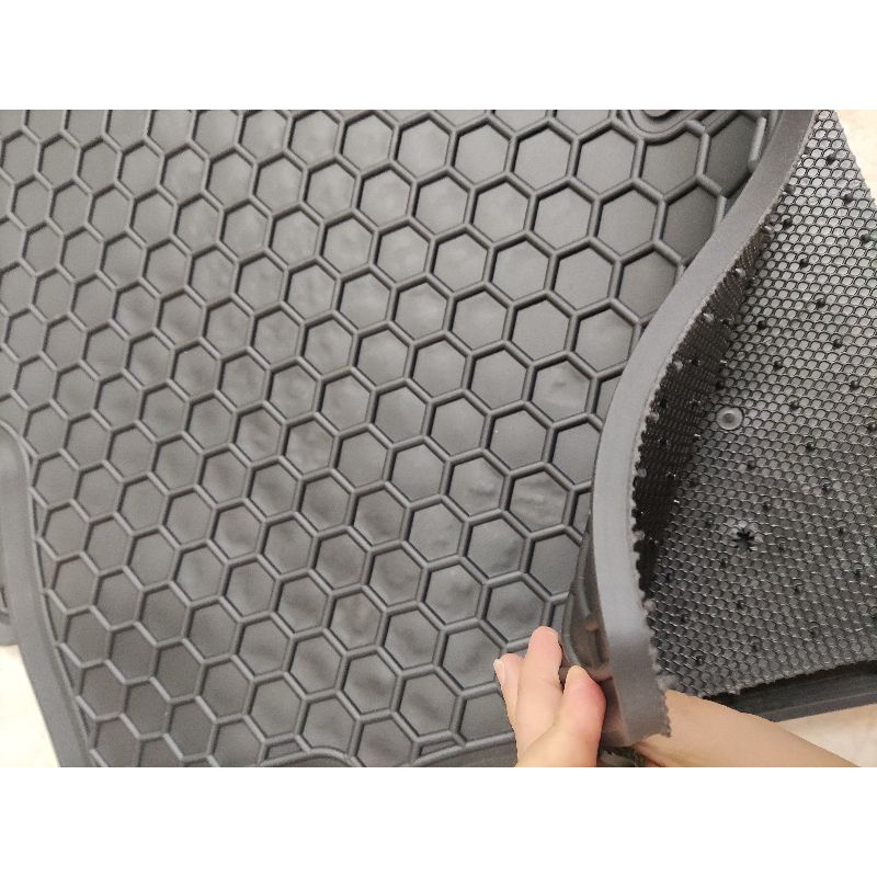 Lót sàn cao su xe Ford Everest 2017 2018 2019 2020 2021 cao cấp